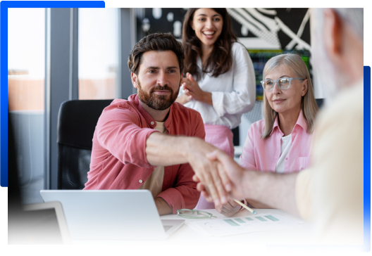 JTL Support Team begrüßt einen Kunden im Beratungsgespräch